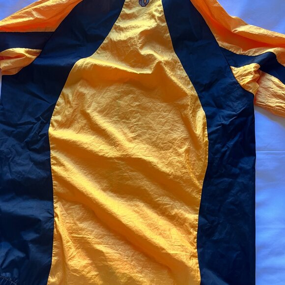 Pearl Izumi Light weight Cycling Jacket/windbreaker - Picture 3 of 3